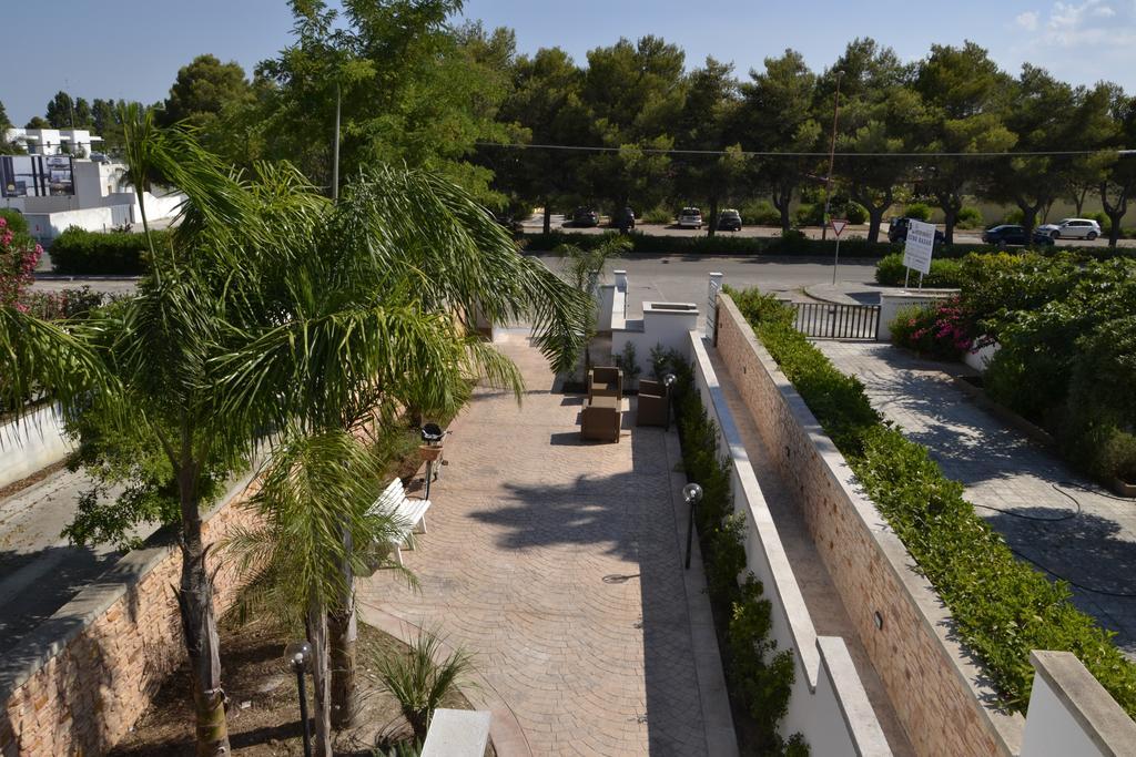 Appartamenti Via Corfu - Le Vie Di Omero Torre dell'Orso Exterior foto